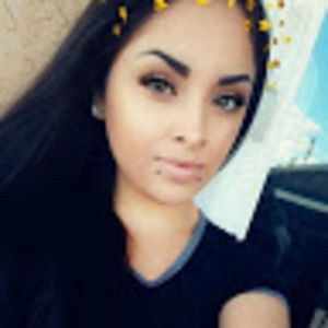 Meet your Posher, Elvia